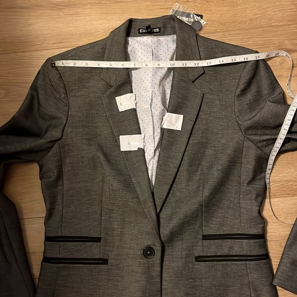 Nwt Express pant suit - 2 pieces - Picture 16 of 17